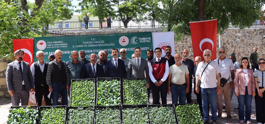 TARIM ARAZİLERİNİN KULLANIMININ ETKİNLEŞTİRİLMESİ (TAKE) PROJESİ  FİDE DAĞITIM TÖRENİ GERÇEKLEŞTİRİLDİ.